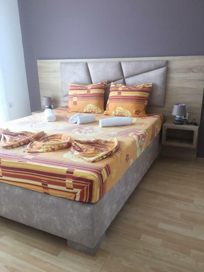 Apartments Adrian Улцинь Экстерьер фото